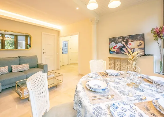 La Brisa De Alborán - Rooftop Pool In Puerto Deportivo