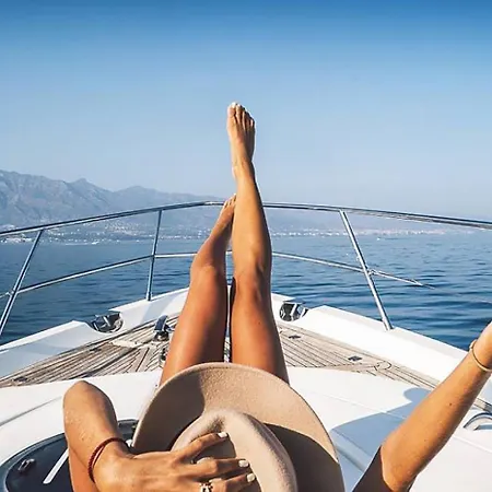 Apartment La Brisa De Alboran - Rooftop Pool In Puerto Deportivo Marbella